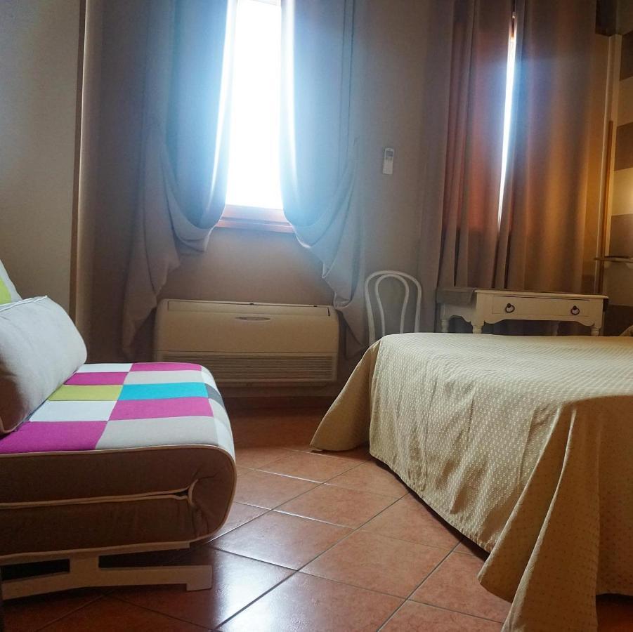 Agriturismo & Agricamping Serena Pastrengo Zewnętrze zdjęcie