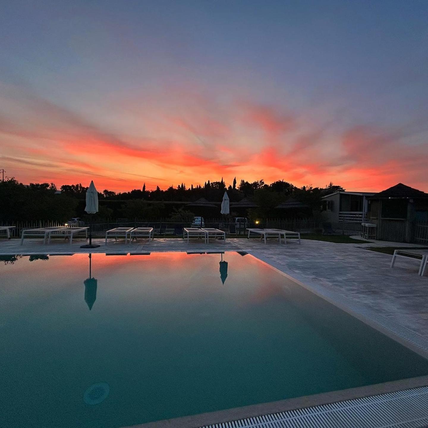 Agriturismo & Agricamping Serena Pastrengo Zewnętrze zdjęcie